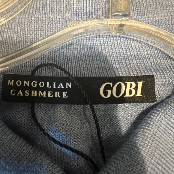 Cashmere/ silk NWT SIZE XL (fits like a large) cashmere/ silk beauty. - Picture 7 of 14